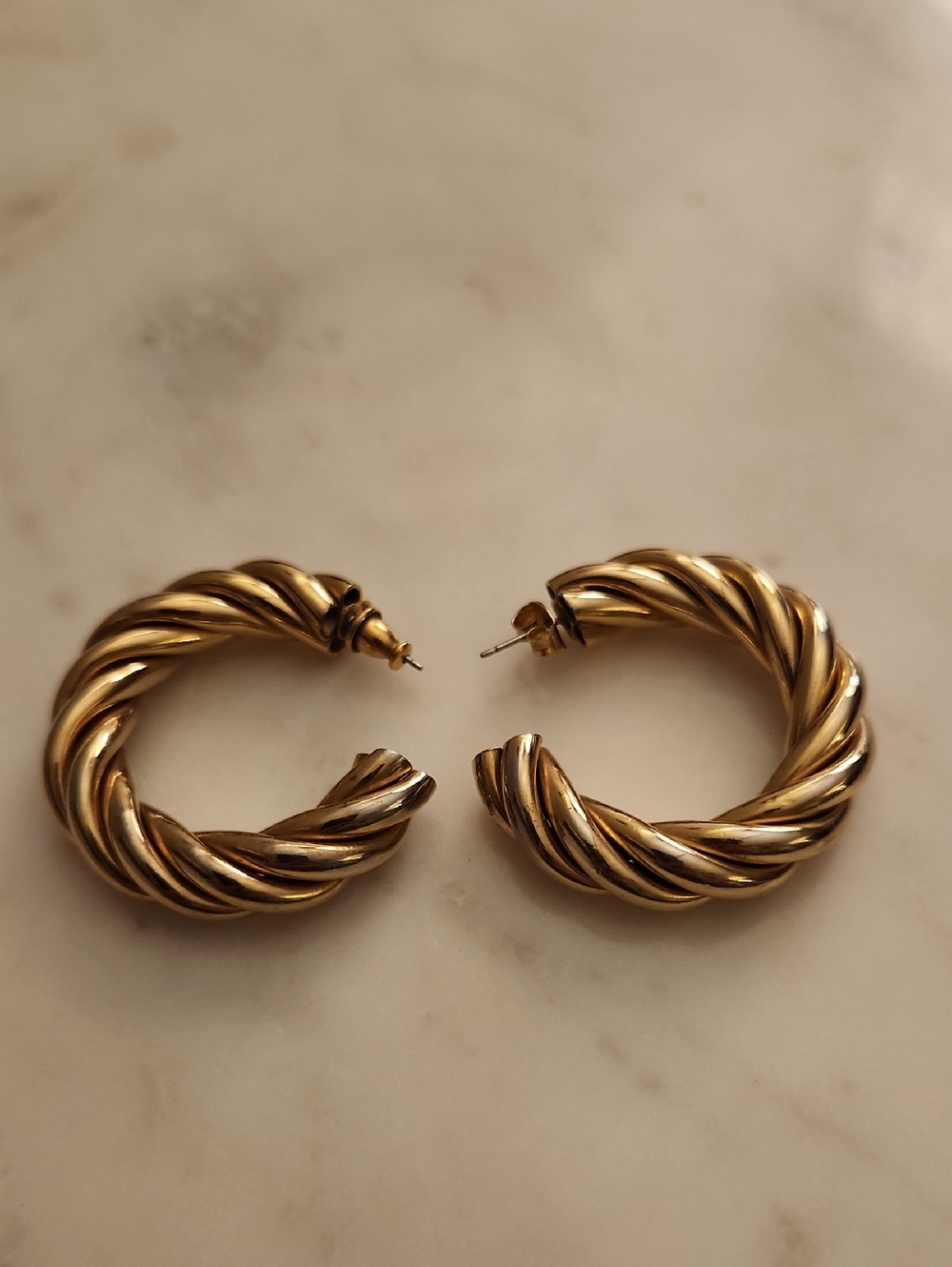 Vintage Large Gold Twisted Hoop Earrings - Classic Women Jewelry